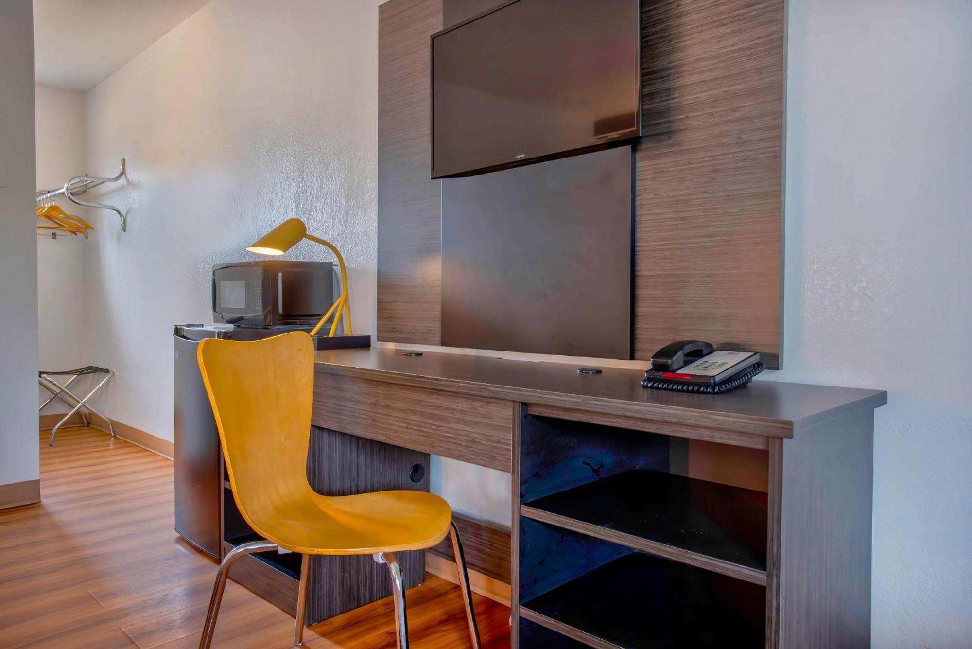 Motel 6-Salem, Or - Expo Center المظهر الخارجي الصورة