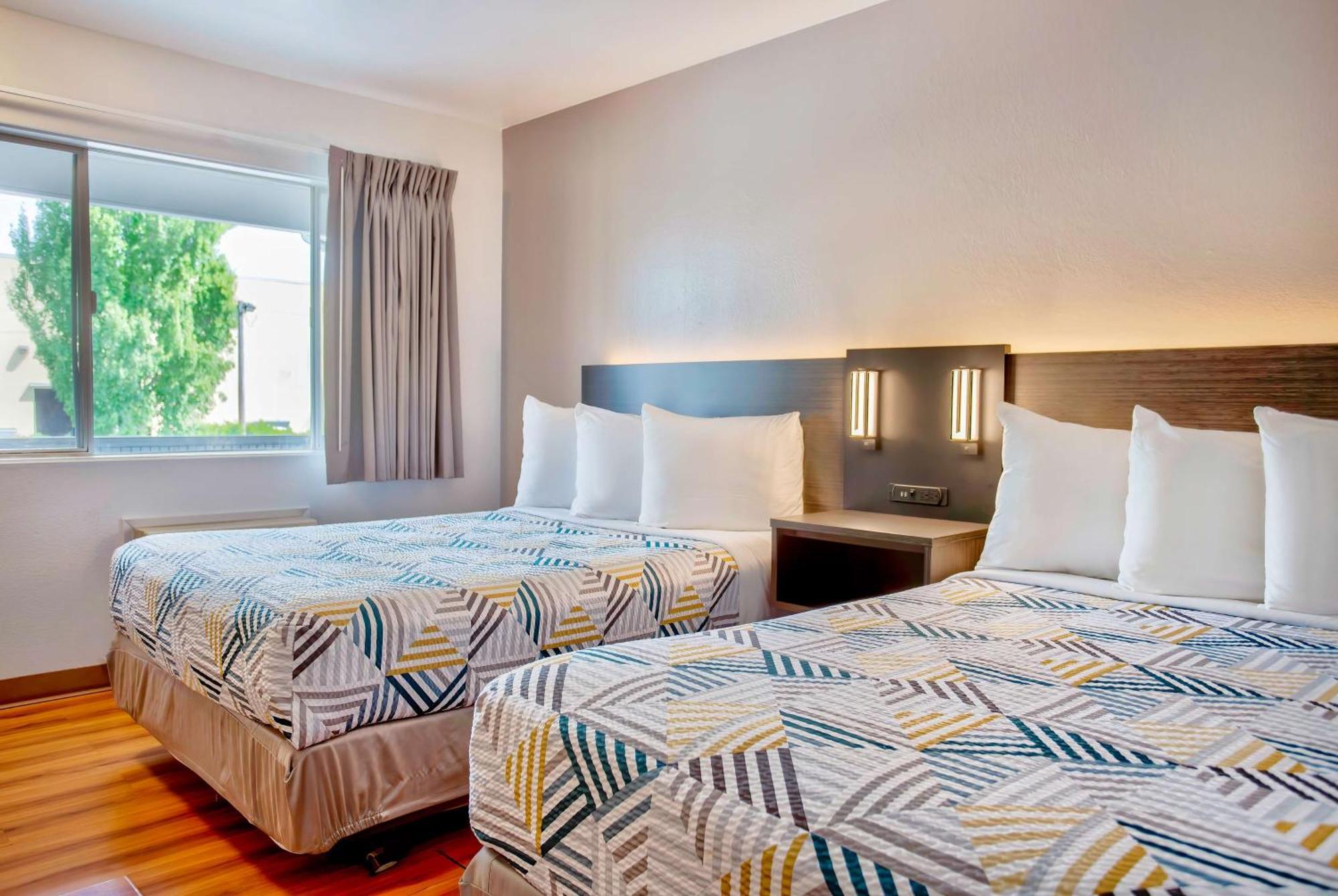 Motel 6-Salem, Or - Expo Center المظهر الخارجي الصورة