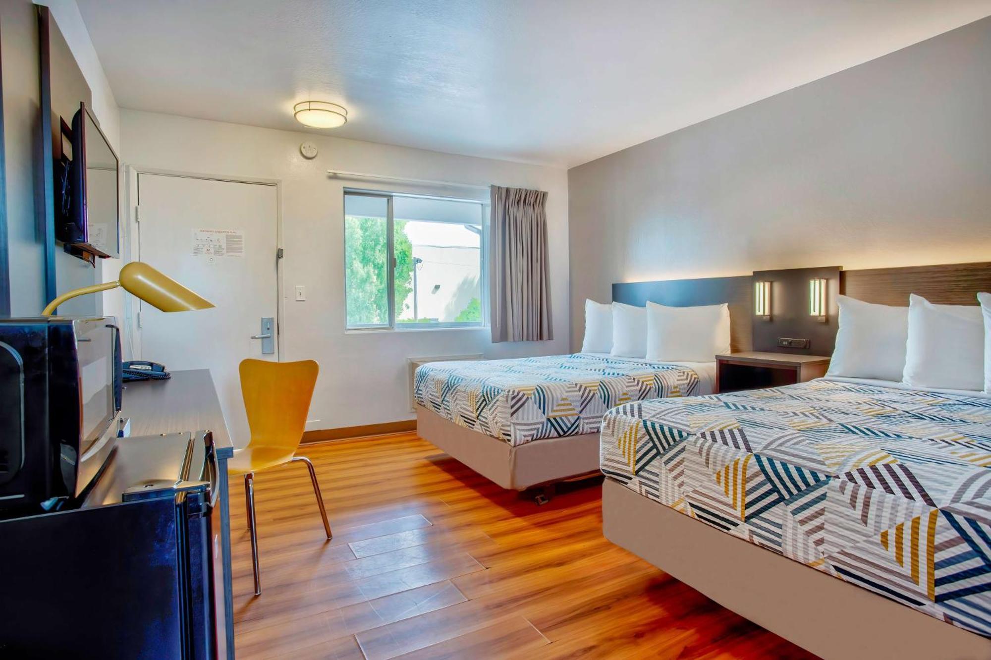 Motel 6-Salem, Or - Expo Center المظهر الخارجي الصورة