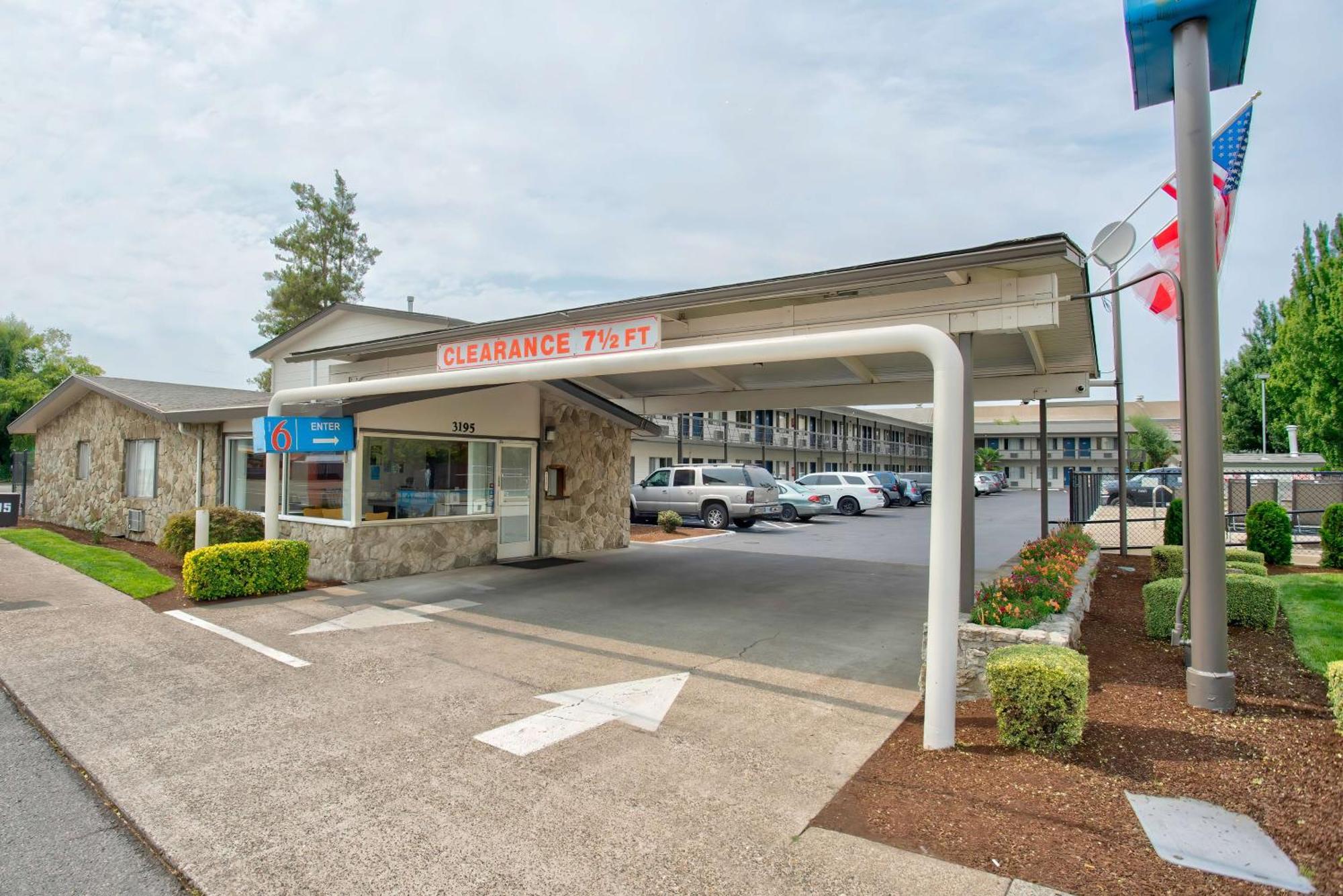Motel 6-Salem, Or - Expo Center المظهر الخارجي الصورة