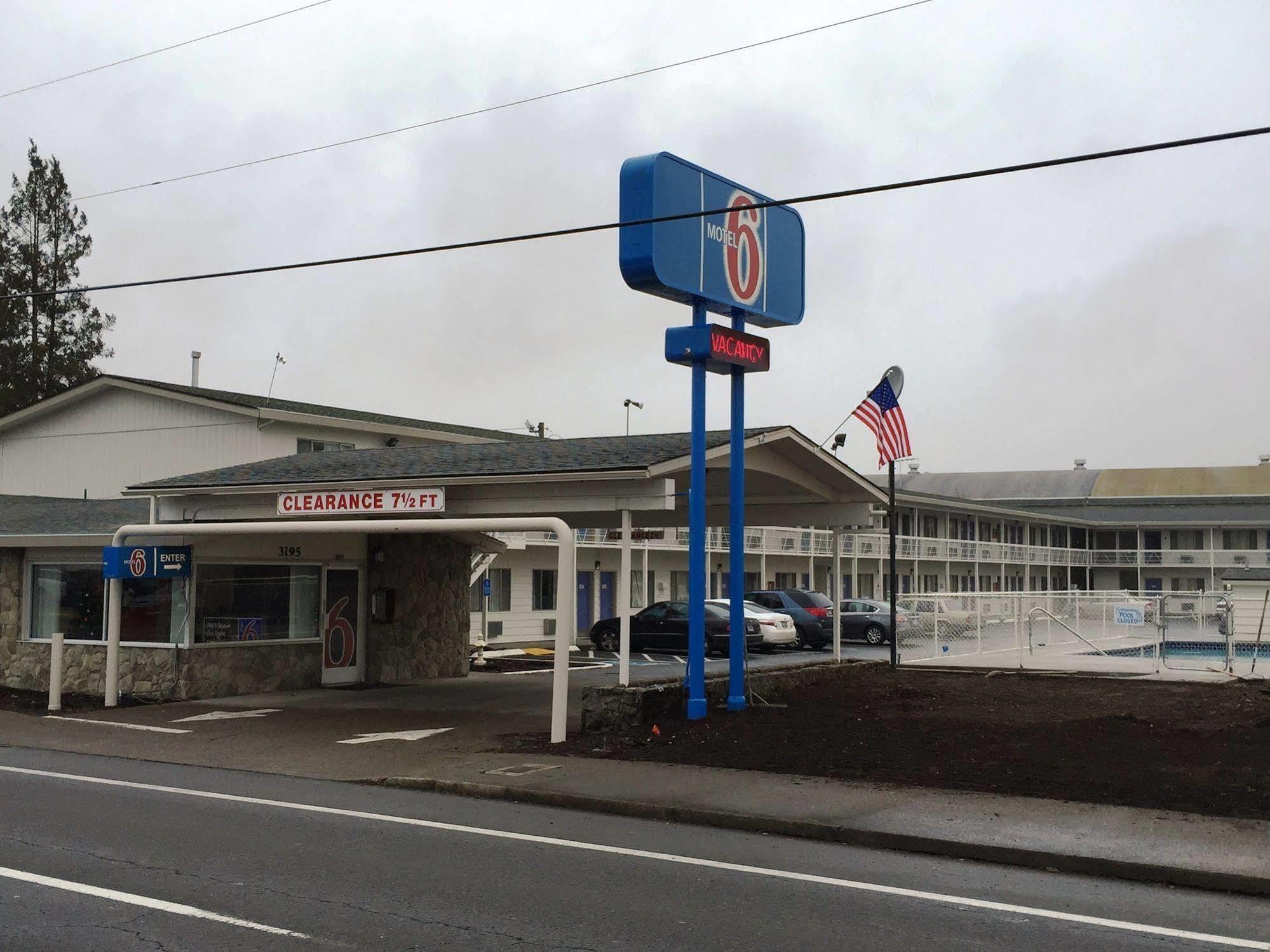 Motel 6-Salem, Or - Expo Center المظهر الخارجي الصورة